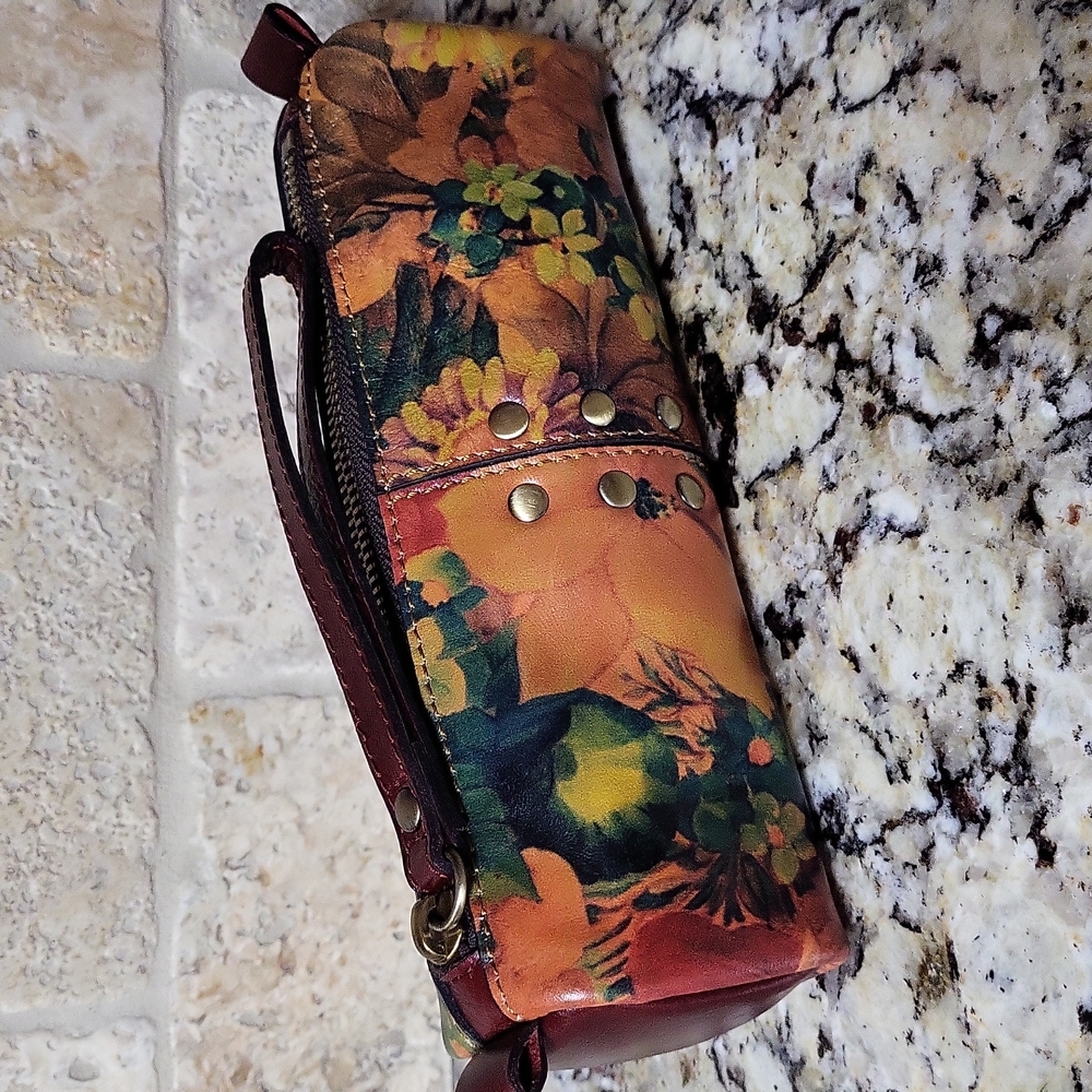 Patricia Nash Isla Wristlet
